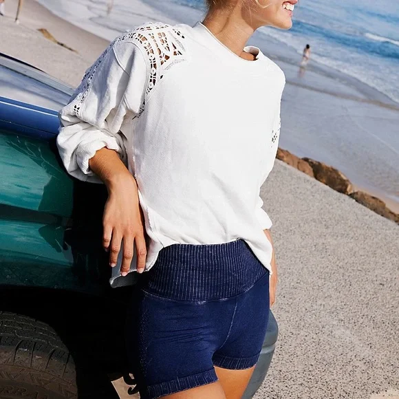 NWOT! FP Free People Movement Good Karma Running Shorts Sz XS/S - Picture 2 of 8